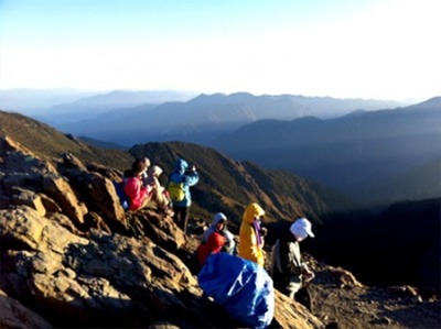 玉山主峰登山活動