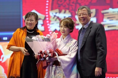 聯歡尾牙宴
春耕不動產&豐穀建設